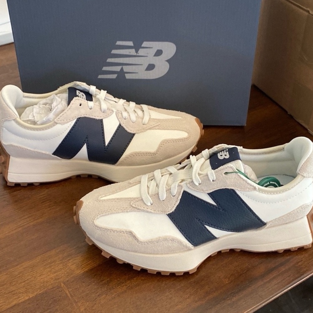 New Balance Women's White Navy Beige Retro Runner Sneakers